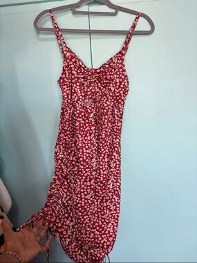New SHEIN Red Floral Midi Dress with White Daisies size L